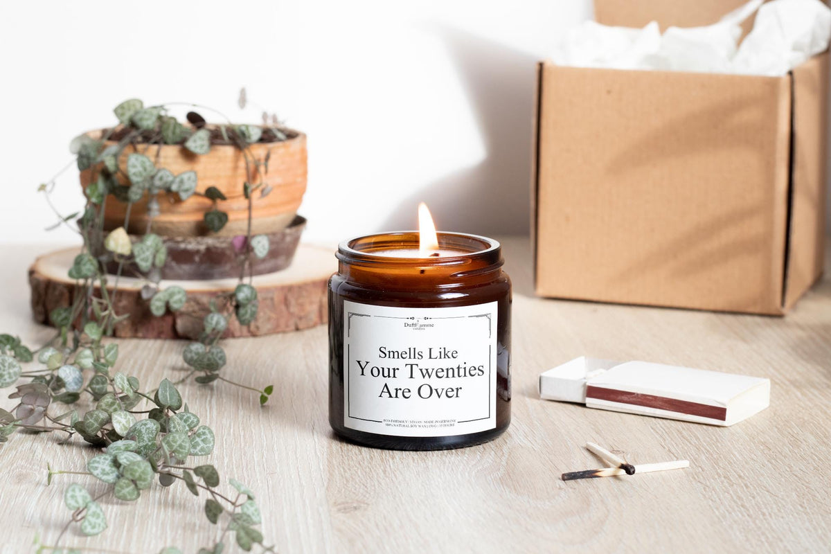 30. Geburtstag Duftkerze – Smells Like Your Twenties Are Over – Lustiges Geschenk zum 30 – Sojawachs Kerze im Glas personalisierbar
